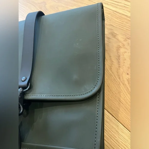 SOLD - Rains backpack - Picture 3 of 3